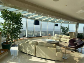 Penthouse vista al rio 600 m2 en Puerto Mader
